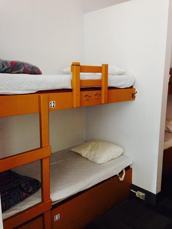 Hostel Hi-Victoria Zimmer foto